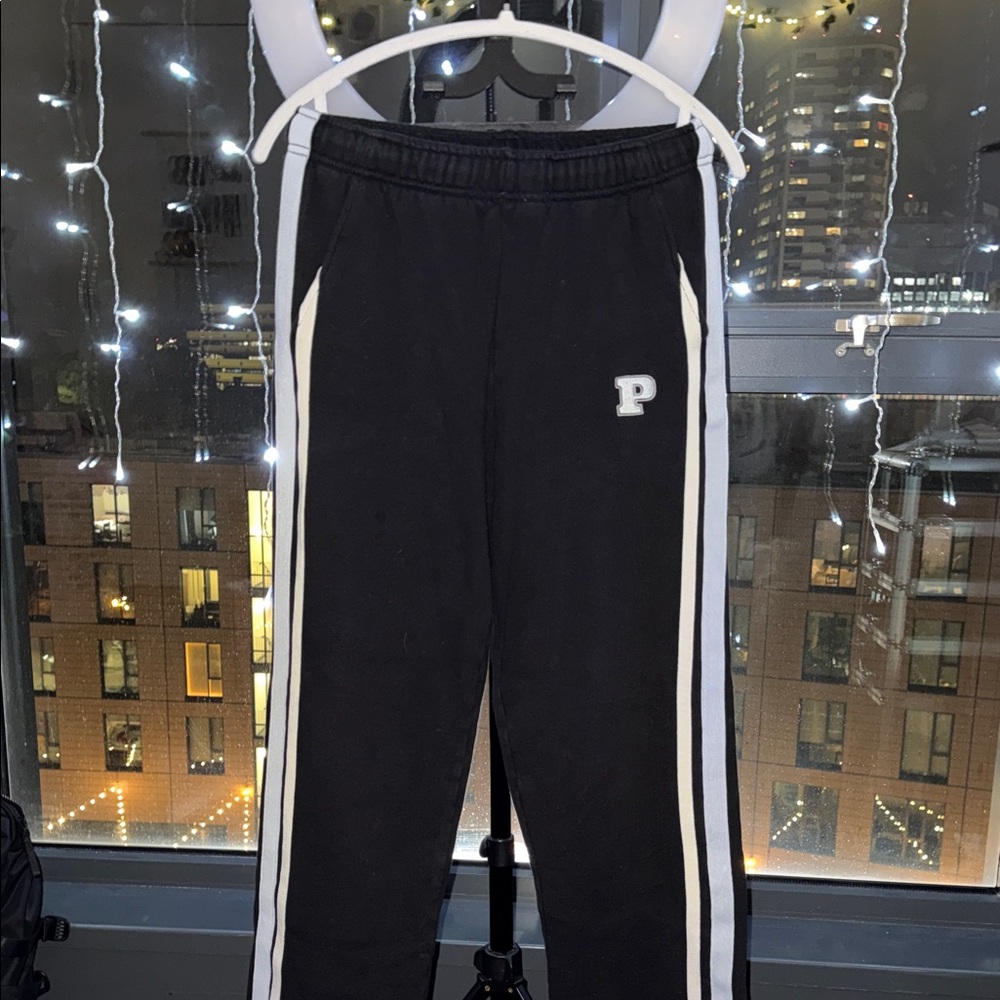 PINK Victoria's Secret Charcoal sweatpants